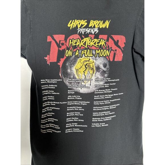 Chris Brown Tour T Shirt Women’s Black Heartbreak On A Full Moon Short Sleeve S - Picture 7 of 7
